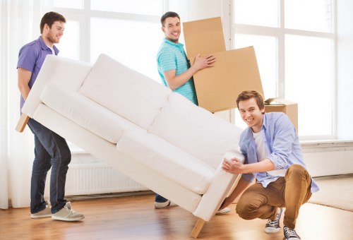 Checklist and moving preparation items for a Morden home removal